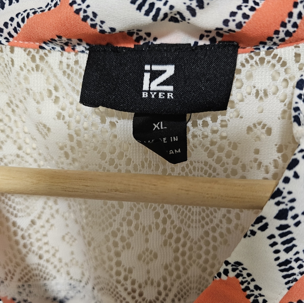 105 iZ byer shirt sz xl - Picture 3 of 3